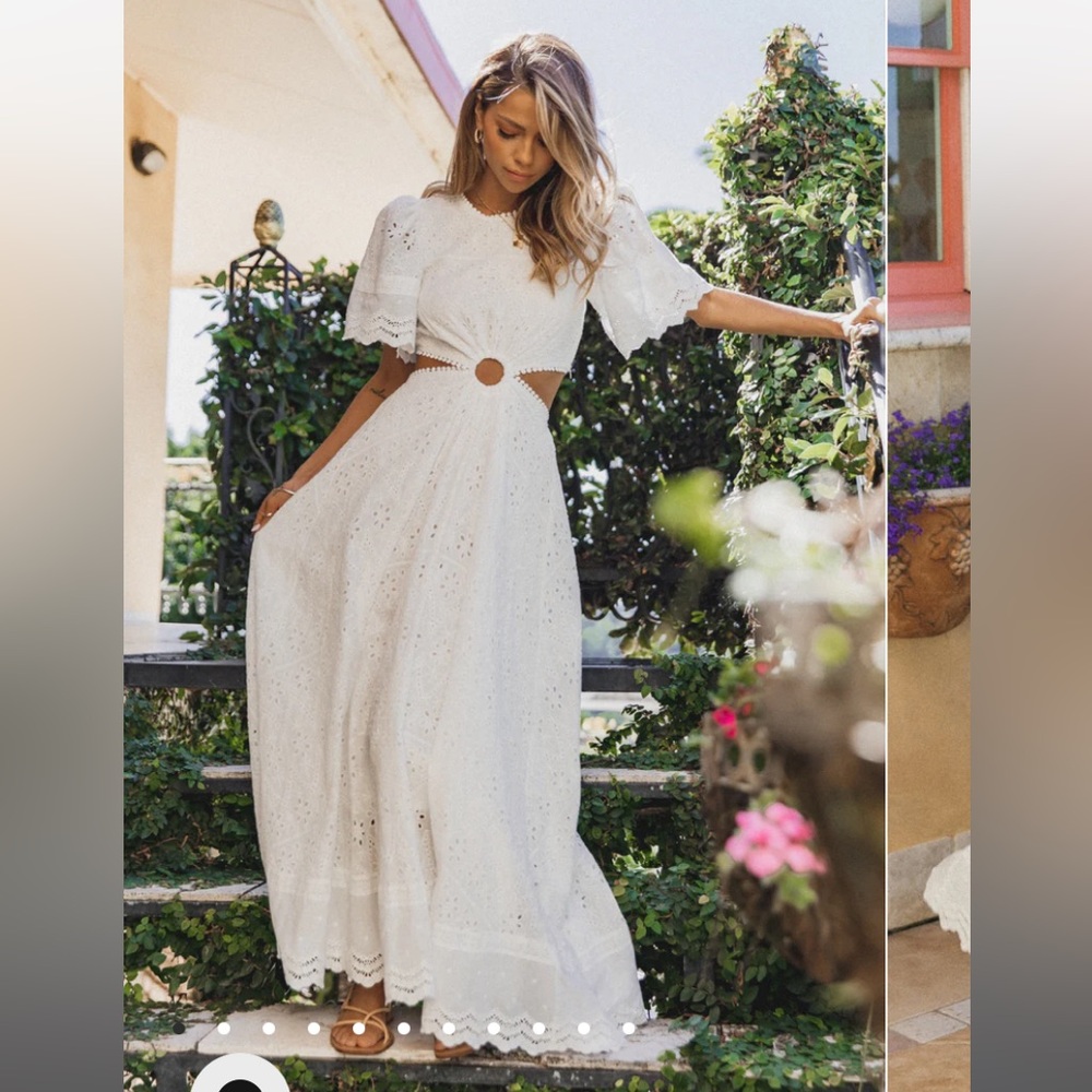 Petal & Pup MERLETTO CUT OUT MAXI DRESS - WHITE